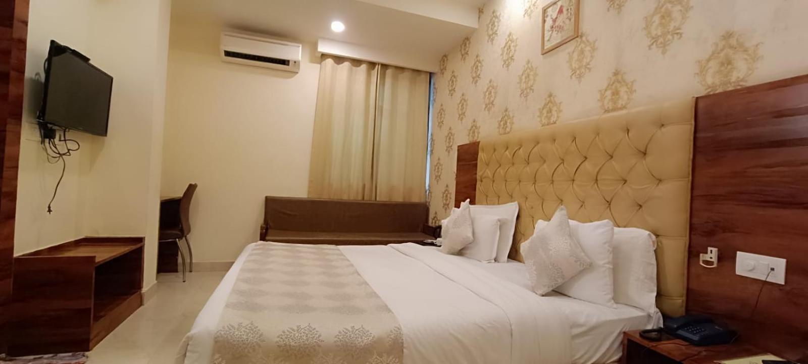 A One Hotels By Ventus Hotels & Resorts- Delhi Airport New Delhi Extérieur photo